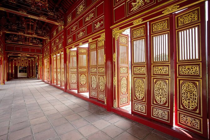 Private Walking Tour of Hue Imperial City - Exploring the Noon Gate