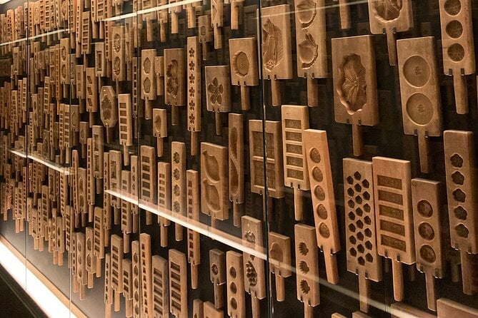 Private Walking Tour of Kanazawas Crafts and Local Culture - Accessibility and Participation Considerations