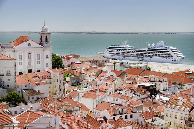 Private Walking Tour of Lisbon - Expo 98 and Modern Avenues Tour