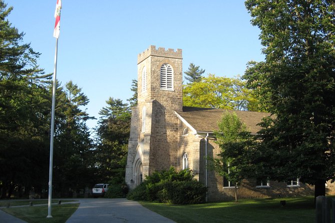 Private Walking Tour of Niagara-on-the-Lake Historic District - Niagara-on-the-Lakes Storied Past
