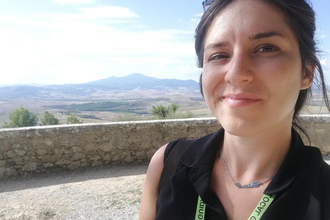 Private Walking Tour of Pienza With Licensed Tour Guide - Exploring Pienzas Renaissance Architecture