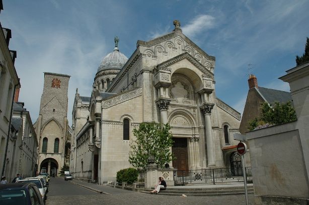 Private Walking Tour of Tours Historical Center - Pricing and Booking