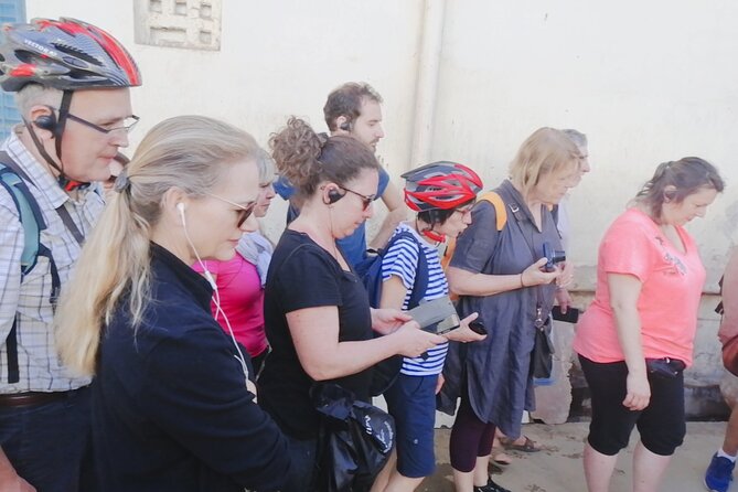 Private Walking Tour of Udaipur With a Professional Guide - Key Points
