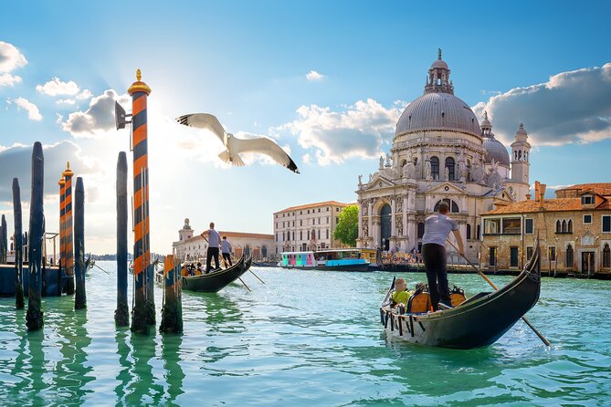 Private Walking Tour of Venices Old Town With Gondola Ride - Accessibility and Participation
