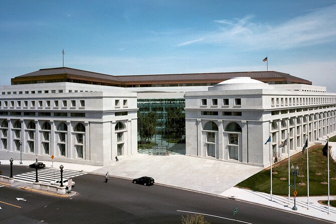 Private Walking Tour of Washington DC Neighborhoods - Accessibility and Participation