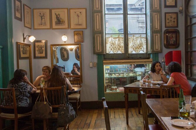 Private Walking Tour to Barrio Yungay Santiago - Recap