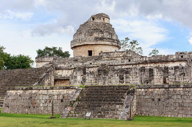 Private Walking Tour with a Local Guide in Chitzen Itza - The Sum Up