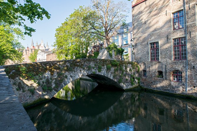 Private Walking Tour With Waffles and Beer - Tour Highlights