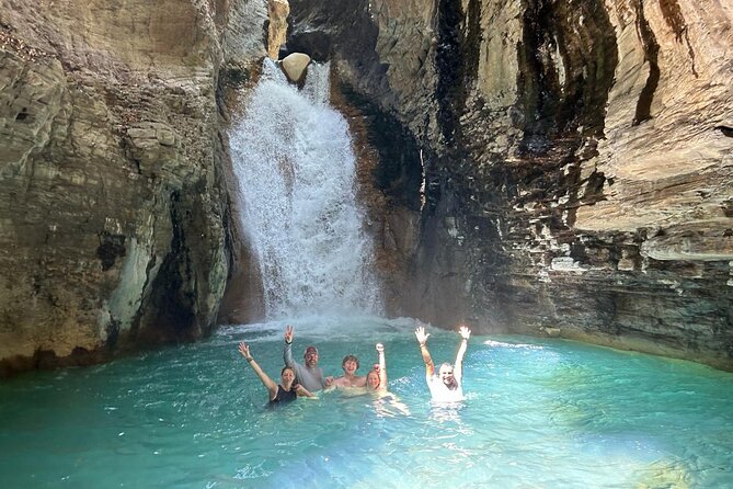 Private Waterfall Tour and River Hike in La Leona Waterfall - Key Points
