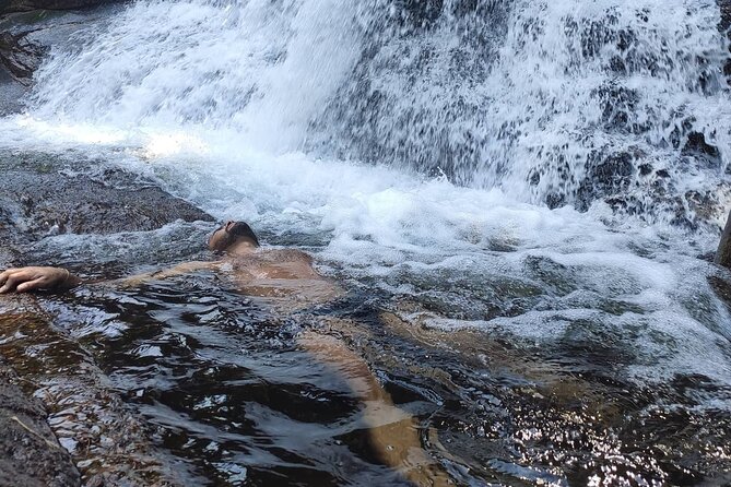 Private Waterfalls and Still Jeep 4x4 6hrs by Jango Paraty - Preparing for the Tour