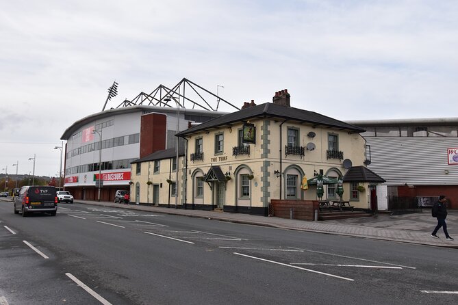 Private Welcome To Wrexham Half-Day Tour - Exploring Wrexhams Highlights