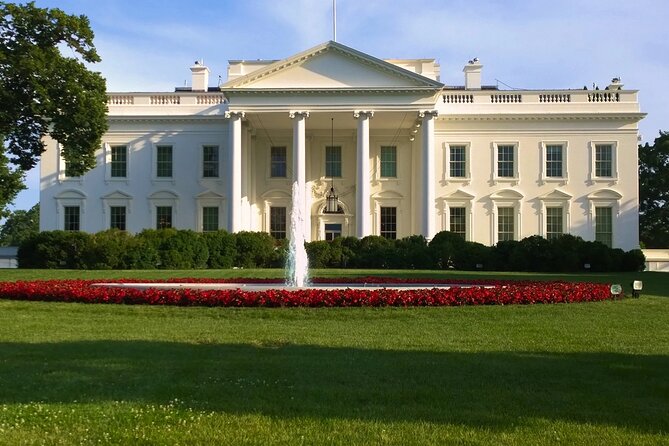 Private White House Neighborhood Walking Tour - Key Points