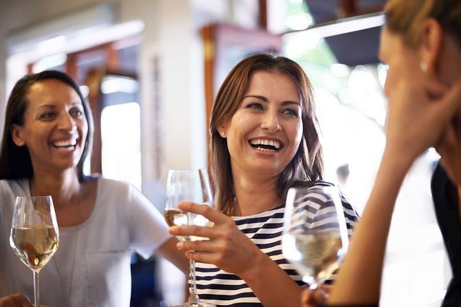 Private Wine and Chocolate Tour in Niagara Wine Region - Included in the Tour