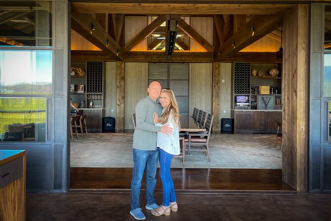 Private Wine Country Tour Including Photography Services - Pickup and Meeting