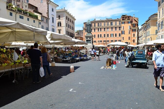 Private Wine & Food Tour Trastevere Jewish Ghetto Campo De Fiori - Outdoor Food Market