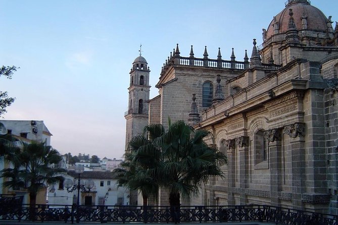 Private Wine Tour to Jerez De La Frontera - Tasting Opportunities
