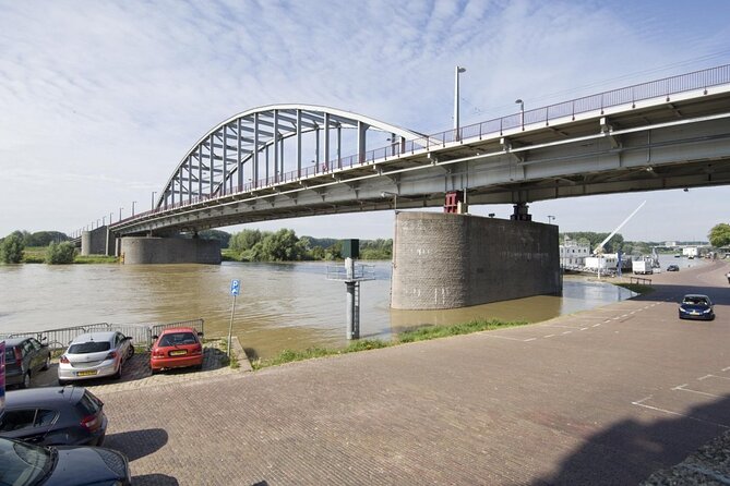Private WW II Tour: Nazi Concentration Camp & Battle of Arnhem - Guided Experience and Personal Stories