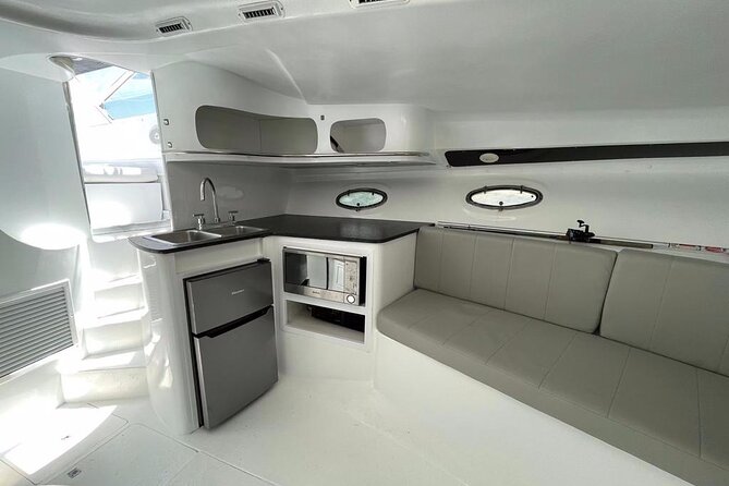 Private Yacht Cancun 42FT up to 8 People - Meeting and Pickup
