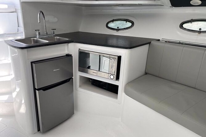Private Yacht Cancun 42FT up to 8 People - Customer Reviews