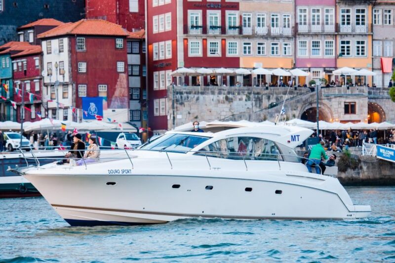 Private Yacht Charter - Catering and Additional Services