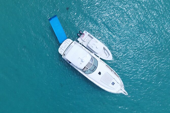 Private Yacht Charter and Boat Up to 12 Passengers in Icacos Island - Amenities and Inclusions