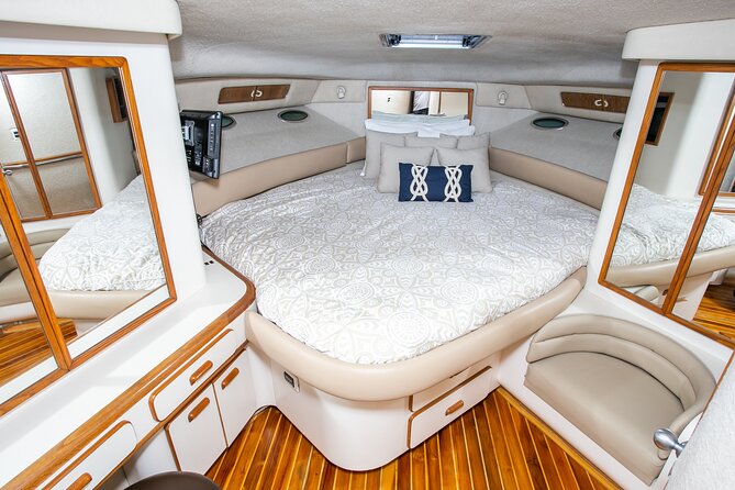 Private Yacht Charter in Costa Rica - Pickup and Meeting Logistics