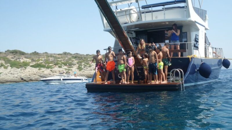 Private Yacht Cruise on the Athens Riviera - Key Points