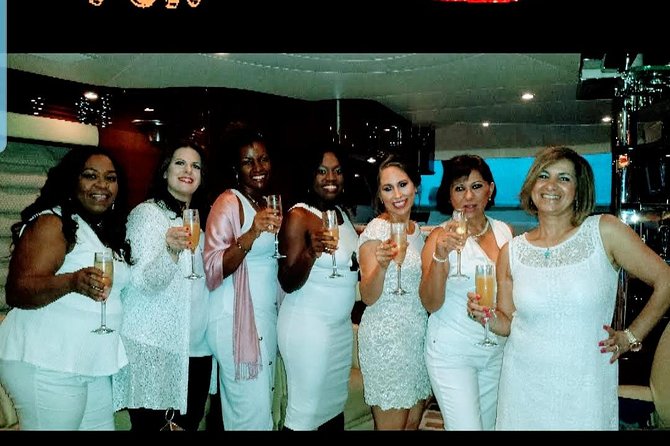 Private Yacht Cruise Through Fort Lauderdale - Private Tour Details