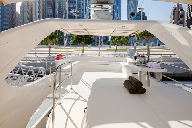 Private Yacht Dubai: Rent 61 Ft Luxury Yacht up to 30 People - Yacht Amenities