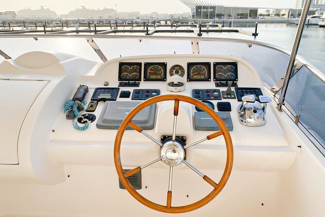 Private Yacht Dubai: Rent 61 Ft Luxury Yacht up to 30 People - Guest Reviews