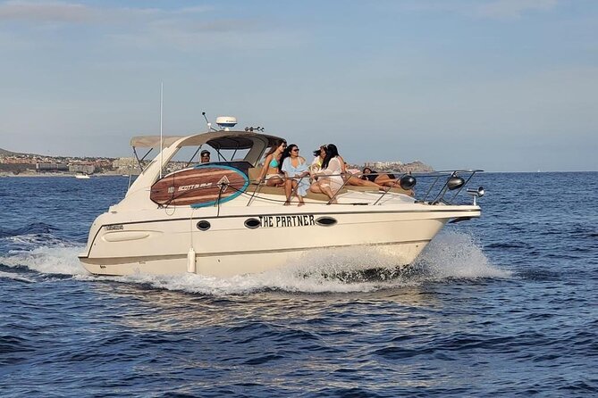 Private Yacht Rental for 2 Hours - Inclusions and Amenities