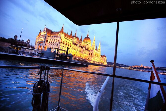 Private Yacht Tour in Budapest - Booking and Reservation Details