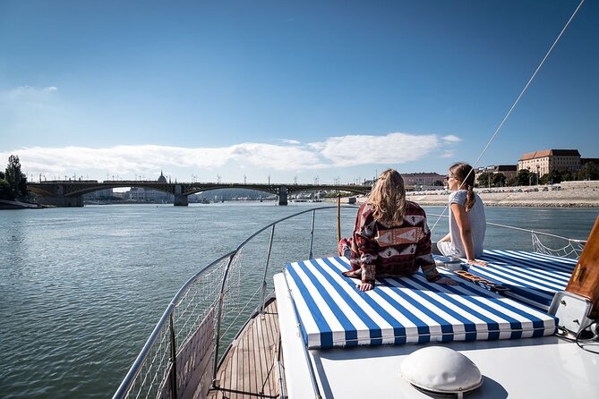 Private Yacht Tour in Budapest - Frequently Asked Questions
