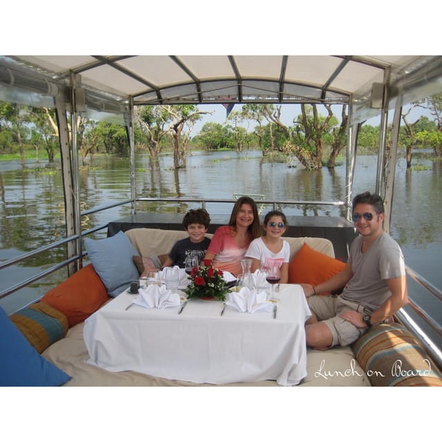 Private Yacht Visit Floating Village Chong Kneas - Local Community Experience