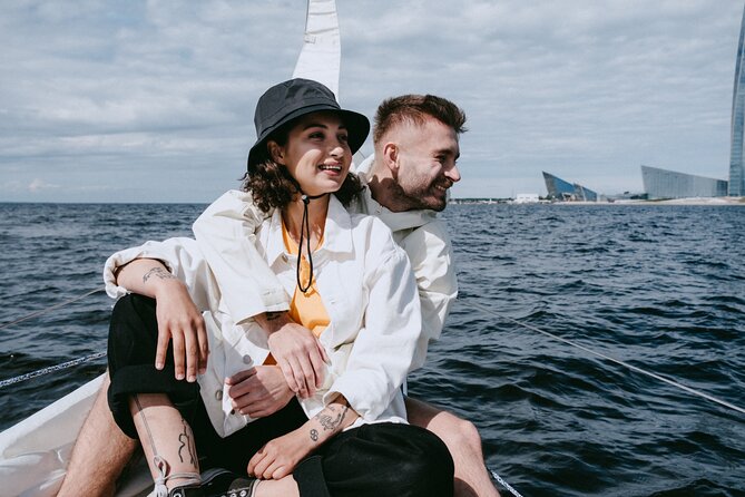 Private Yacht Voyage With Drinks&Snacks - Scenic Views and Accessibility