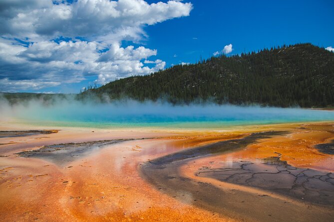 Private Yellowstone Day Tour: Up to 6 (9 a Van a Day) - Tour Guide Praises