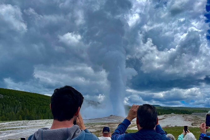 Private Yellowstone Hot Spots Tour From West Yellowstone - Pricing and Booking Details