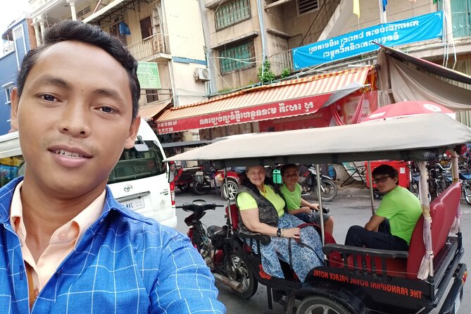 Privately Guided Full Day Tuk Tuk or Van City Tour in Phnom Penh - Guide Experience and Feedback