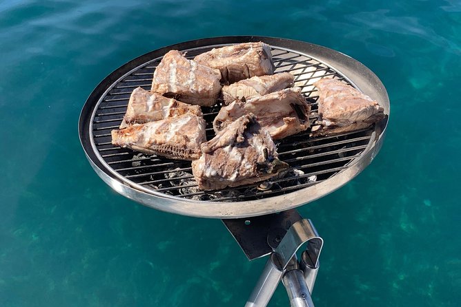 Privatize the Boat for Half a Day With Family/Friends. - Personalized Attention