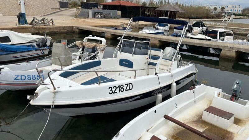 Privlaka, Zadar: Great Boat Tour Around Our Islands - Boat Details and Features