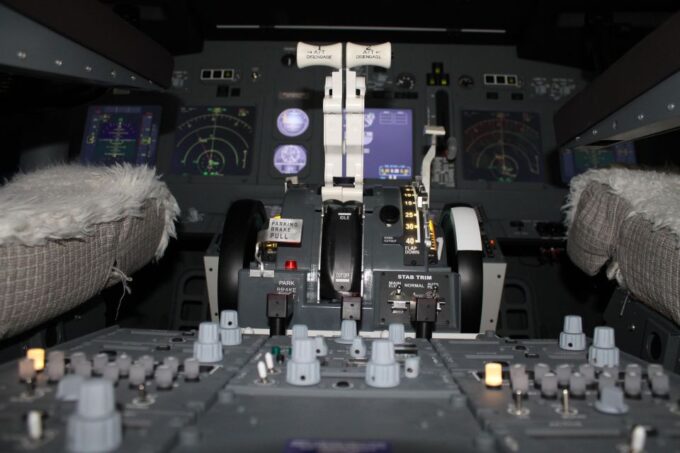 Professional Boeing 737-800 Simulator - 100 Minutes - Frequently Asked Questions