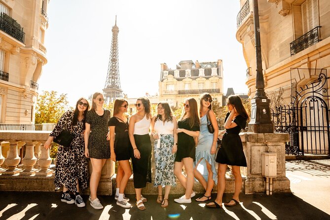 Professional Eiffel Tower Photo Tour With VOGUE Photographer - Price and Cancellation Policy