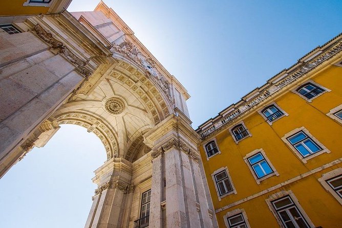 Professional Guides Walking Tours-Lisbon Day&Night (1-2pers) - Health and Accessibility