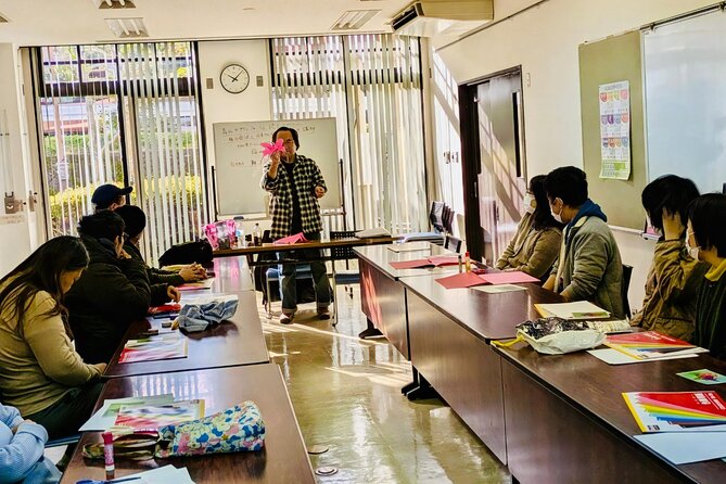 Professional Paper Cutting Art Experience in Okayama Prefecture - Participation Information