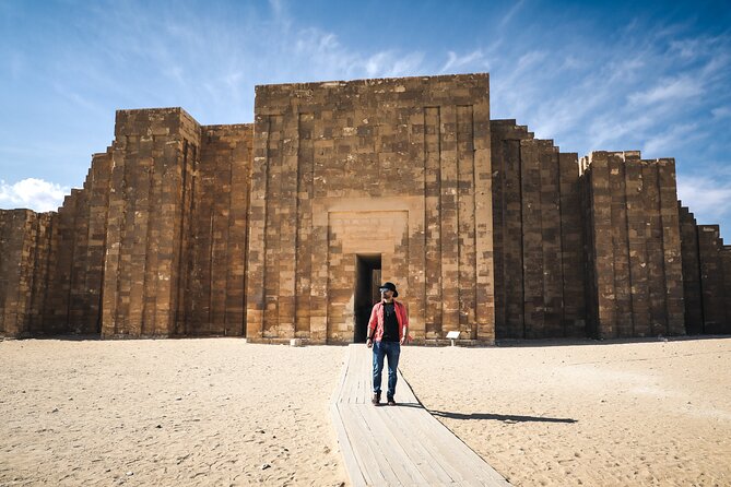 Professional Photo Shoot & Authentic Cairo Walking Tour - Pickup and Meeting Details
