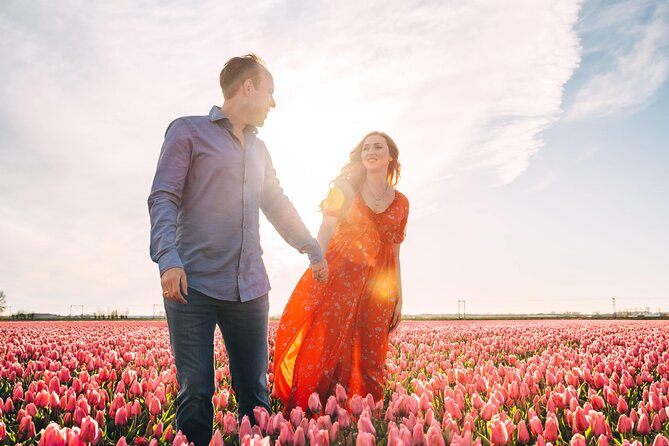 Professional Photoshoot at Private Tulip Field - Personalized Photography Experience