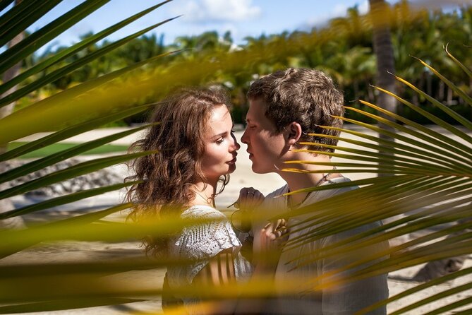 Professional Photoshoot at Your Hotel or Villa - About Your Stay