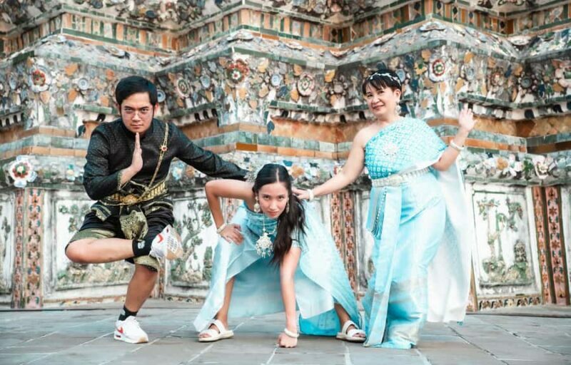 Professional Thai Costume Photography at Wat Arun, Bangkok - Who Will Love This Tour?