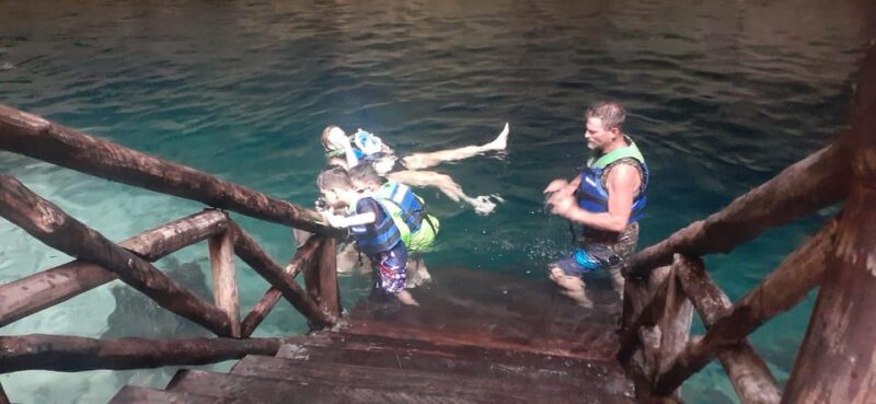 Progress: Excursion to the Santa Barbara Homun Cenotes - Included Amenities