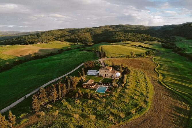Proposals and Romantic Experiences in Tuscany - Proposal Photography Session